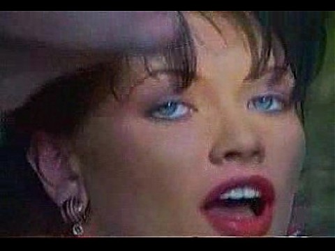 Таня Руссоф в лесу 8 мин.