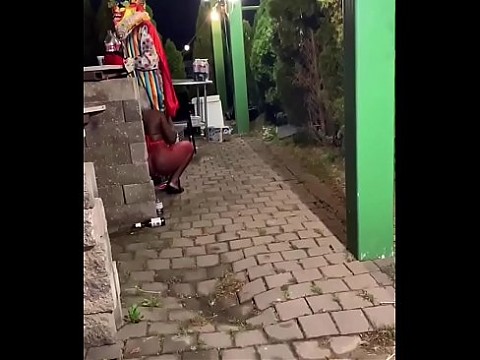 This how bartenders really be in the club