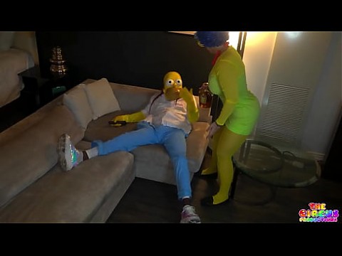 Трейлер нового ХХХ фильма Симпсоны 89 сек.