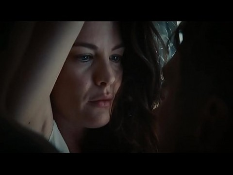 Лив Тайлер Киска 2 мин.