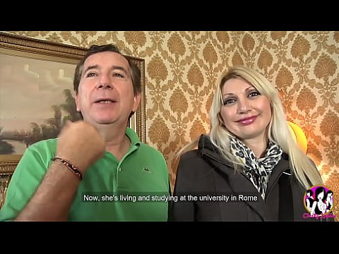 Похотливая блондинка жестко скачет 15 мин.