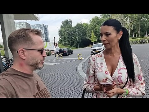 Порнозвезда Аня Кински трахается в задницу с фанатом, который хочет попробовать себя в порноиндустрии 10 мин.