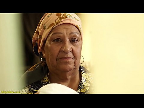 Пухлую 72-летнюю бабушку грубо трахнули в анал 12 мин.