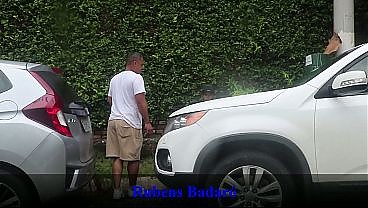 Полицейская Аназинья была застигнута за минетом на улице средь бела дня (ПОЛНОЕ ВИДЕО НА RED/SHEER) 10 мин.