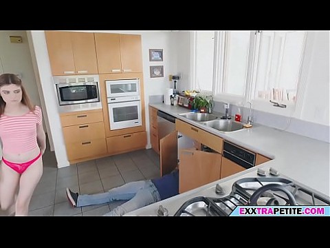 крошечный подросток трахает брата парня 8 min