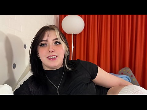 Кастинг пышных форм: грудастая сводная сестра нуждается в фотографиях, чтобы доказать, что она не девственница 11 мин.