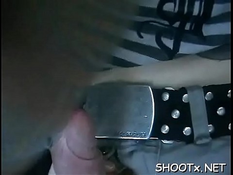 Элегантная бомба Таня наслаждается трахом сзади 5 мин.