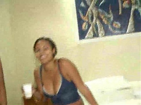 Бразильская пара секс-видео в любительском видео 6 мин.