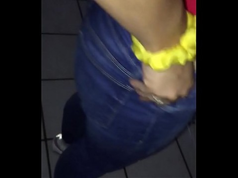 Богатый паршивец любит, когда ее задницу разорили 14 мин.