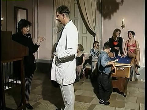 Странный порно фильм 82 мин.