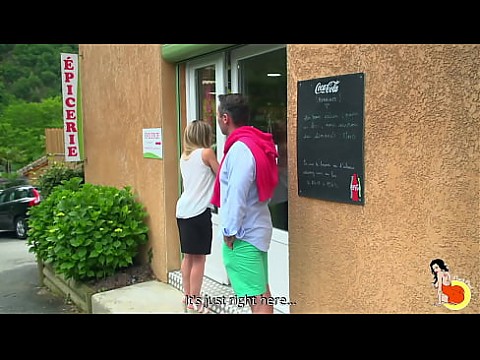 Сногсшибательная Тиффани Лейдди трахнулась в кемпинге с клиентом 15 мин.