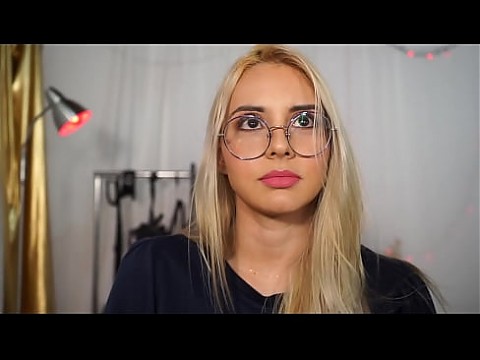 Sussy Love в своем первом интервью в FetishCenter от Кристиана Чиприани 12 мин.