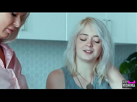 SEXY MOMMA - London and Annie Eat Each Other for Dinner 10 мин.