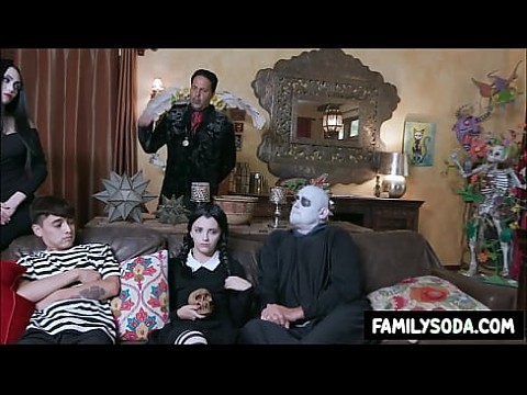 Семейная оргия Адамса 8 мин.