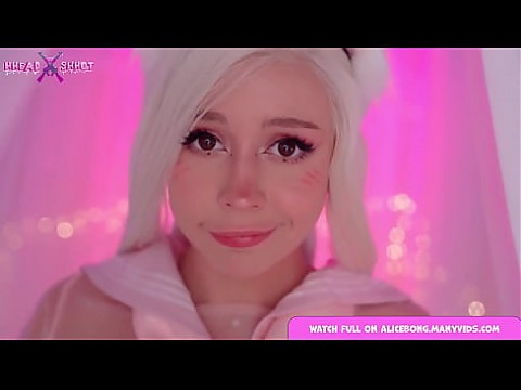 Я трахнула свою узкую киску самой огромной игрушкой AliceBong 3 мин.