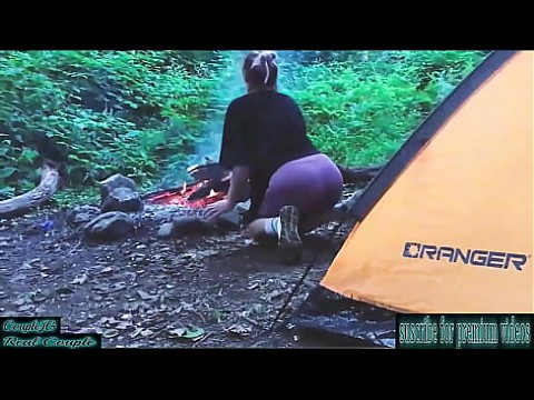 Настоящий секс в лесу. Трахнул туристку в палатке 9 мин.