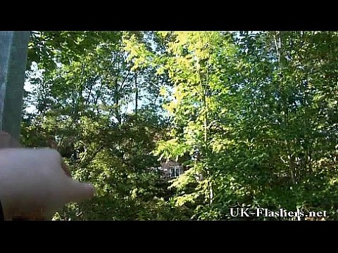 Черная тинка Candys обнажается на публике и светит чернокожими крошками 5 мин.