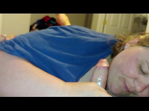 Amateur wife sucks and jerks husband off 78 sec