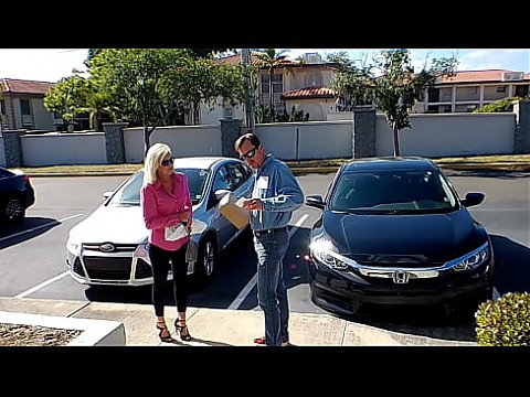 Она возбуждена, креативна и всегда довольна 14 мин.