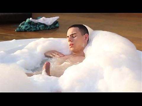 Marquei Encontro Mais Novinha Não Apareceu ,Gozei Mesmo Sem Ela (COMPLETO NO RED)