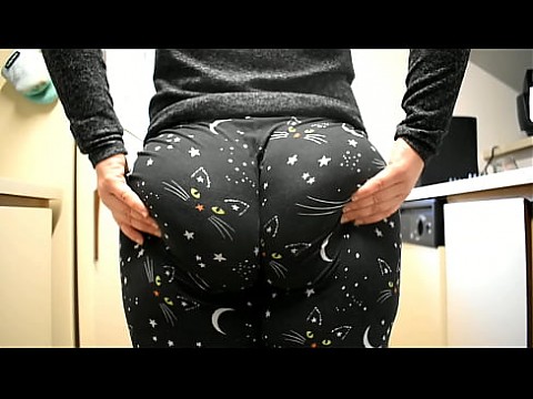 Mom Fat Booty Wedgie