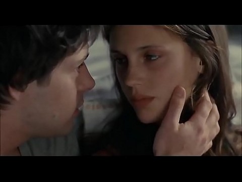 МОЛОДОЙ И КРАСИВЫЙ 90 мин.