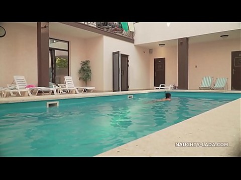 My swimsuit becomes transparent when wet. I was a little embarrassed when public around were watching me…