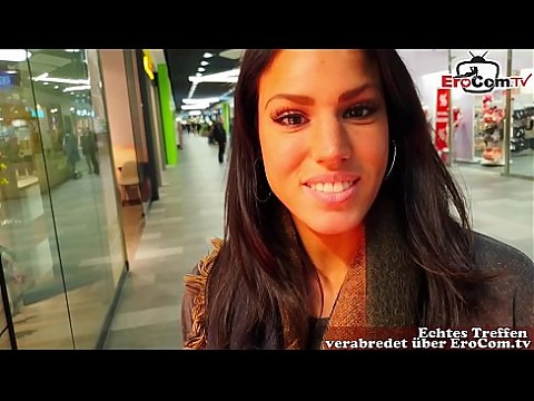 Deutsche Amateur Latina Teen im Shoppingcenter abgeschleppt und POV gefickt mit viel sperma