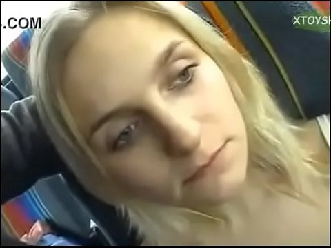 Девушка нащупала автобус 8 мин.