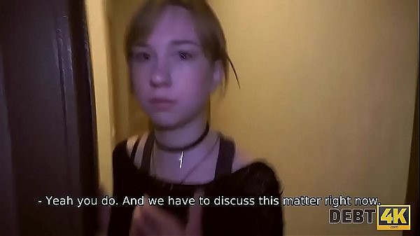 Debt4k. Коллекционер навещает юную девушку Алису Клей и трахает ее идеально бритую киску за долги 9 мин.