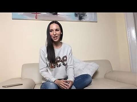 Горячая лесбиянка Shrima берет интервью у Lilu Moon 11 мин.